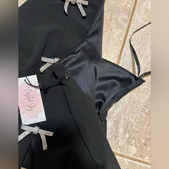 🖤🖤Rhinestone Bow Halter Top🖤SZ L NWT - Picture 5 of 16
